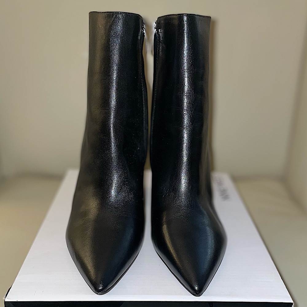 Nine West GABA Ankle Boots 9M
